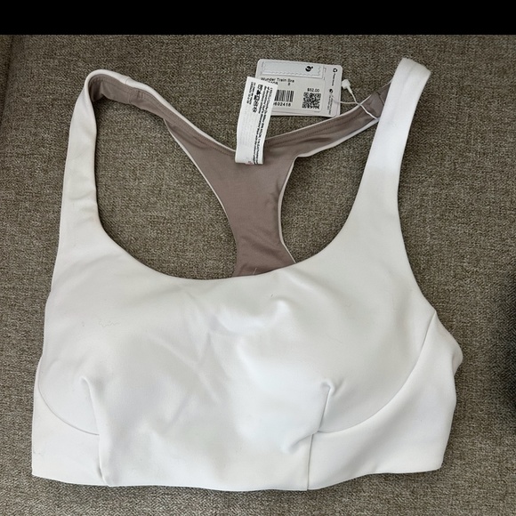 lululemon athletica Other - Lululemon Wonder Train Sports Bra - Size 8